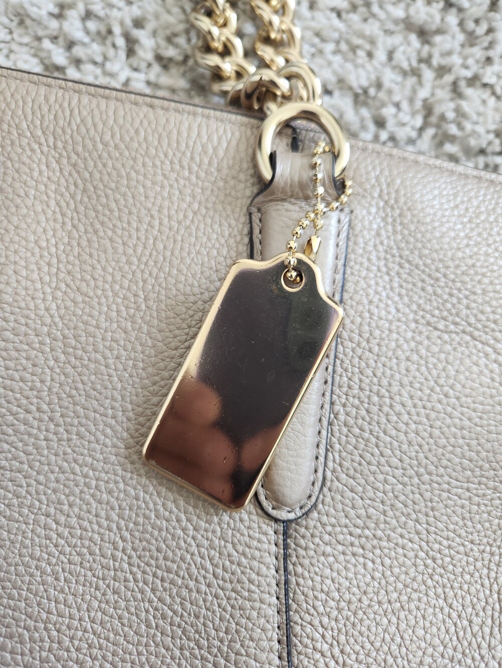 Coach Ava Chain Tote Gold Platinum Pebbled Leather - Picture 4 of 10